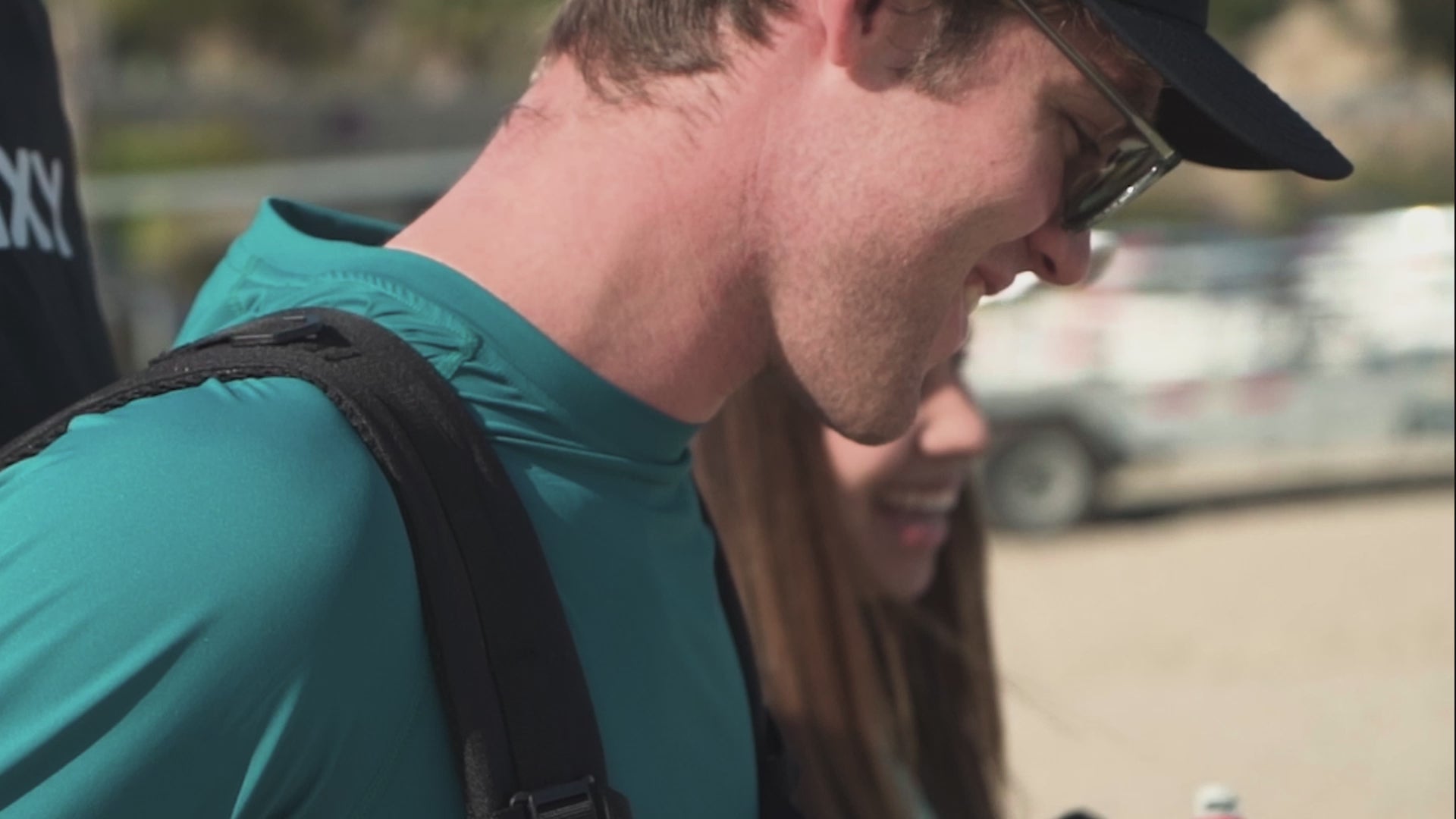 Lifestyle video of NIXY Tahoe inflatable kayak. How to set-up your kayak before going out on the water.